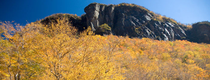 Fall view of Elephants Head in Smugglers' Notch Pass